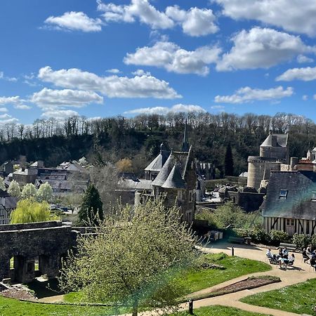 Le Relais Medieval Fougeres Exterior photo