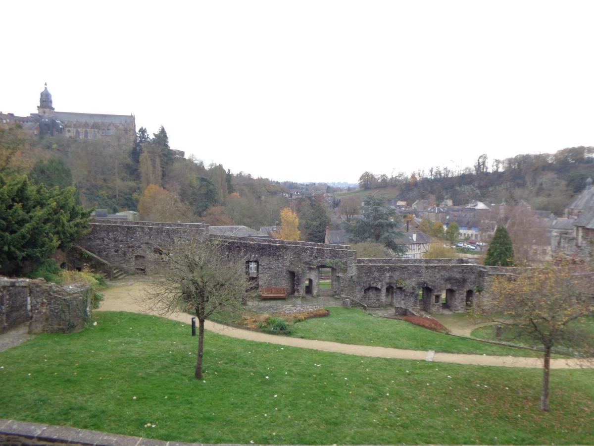 Le Relais Medieval Fougeres Exterior photo