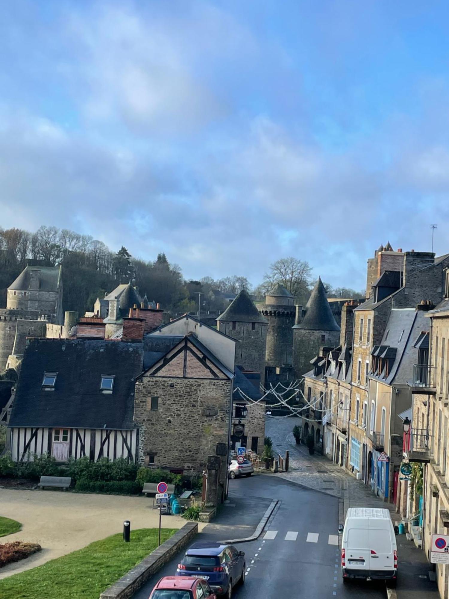 Le Relais Medieval Fougeres Exterior photo